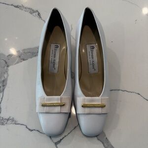 Etienne Aigner New Classic White Pumps‎ Savannah Low Heel Square Toe 6.5